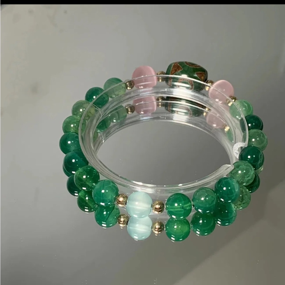 New handmade natural crystal green agate bracelet